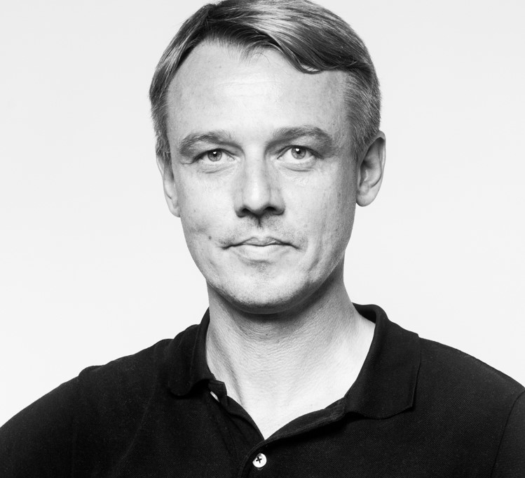 Zum Berufsbild des Fotografens gehören Fotoproduktionen im Bereich Architektur, Portrait, Werbung und Mode.